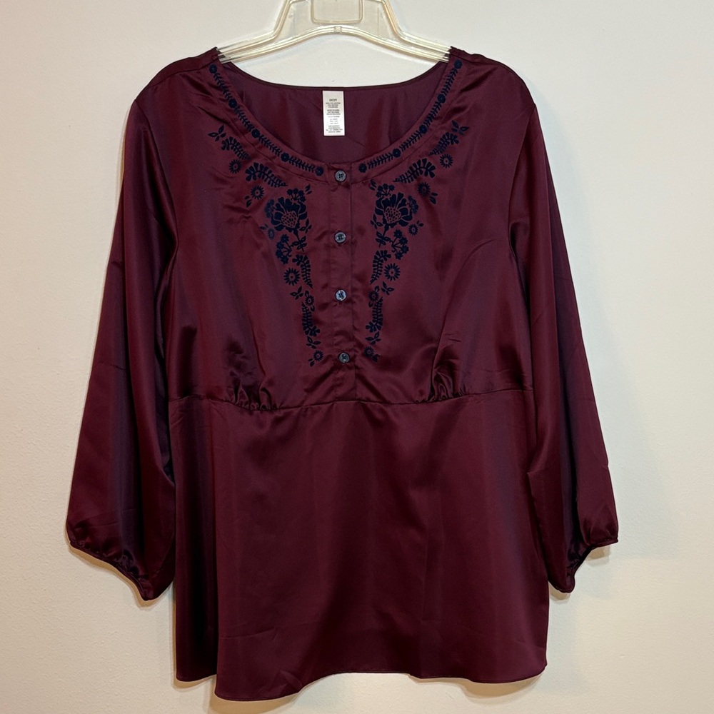 🌺SALE 5 for $20🌺Avon Burgundy Flocked Embellished Blouse Sz 2X
